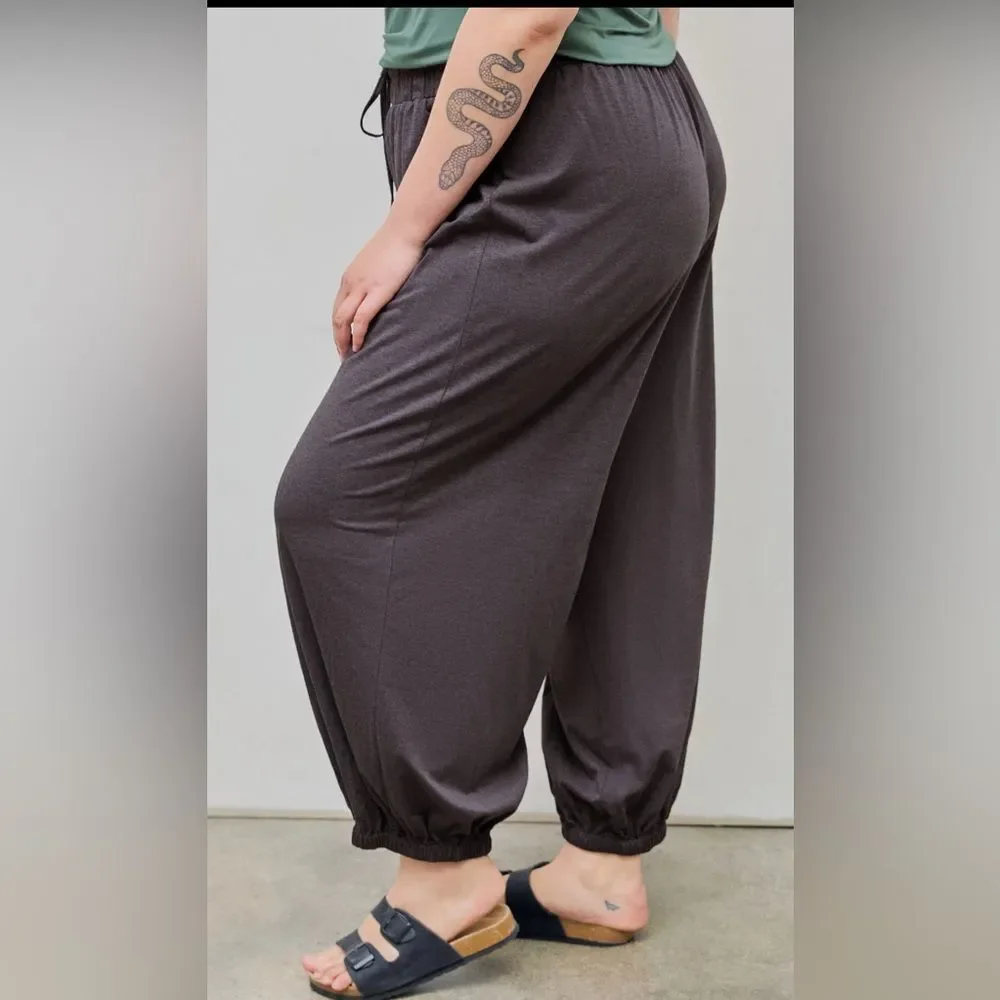 NWT!! SOLID KNOTTED JERSEY TROUSERS CURVE & PLUS From Cider, Comfy AND Sleek - Picture 5 of 15